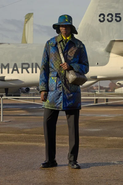 Look 24